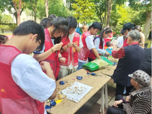 响应国家战略 赋能银龄服务：四川建筑职业技术学院携手四川康合养老服务有限公司共建大学生志愿服务基地